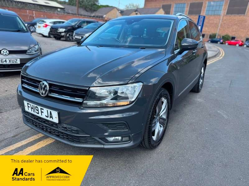 A 2019 VOLKSWAGEN TIGUAN 2.0 TDI Match DSG 4Motion Euro 6 (s/s) 5dr A 2019 VOLKSWAGEN TIGUAN 2.0 TDI Match DSG 4Motion Euro 6 (s/s) 5dr