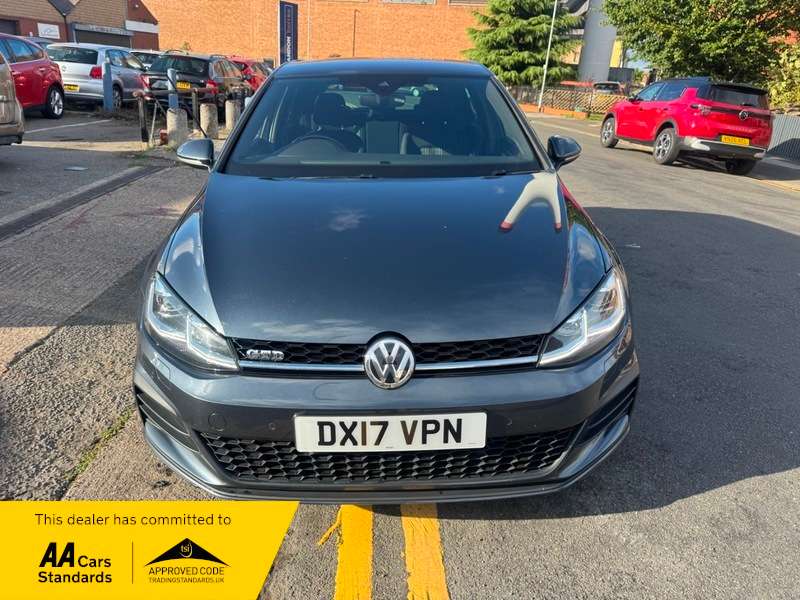 A 2017 VOLKSWAGEN GOLF 2.0 TDI BlueMotion Tech GTD DSG Euro 6 (s/s) 5dr A 2017 VOLKSWAGEN GOLF 2.0 TDI BlueMotion Tech GTD DSG Euro 6 (s/s) 5dr