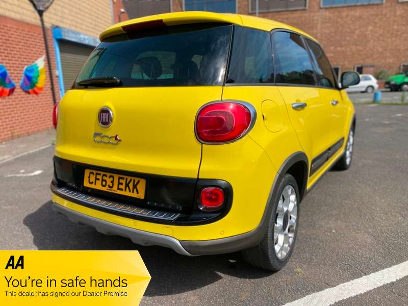 2014 FIAT 500L 2014 FIAT 500L