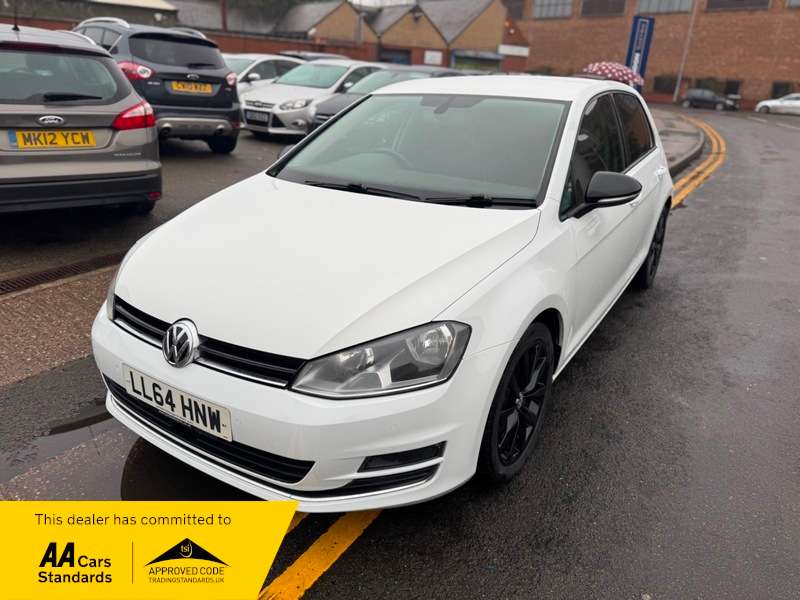 A 2014 VOLKSWAGEN GOLF 1.4 TSI BlueMotion Tech ACT GT DSG Euro 6 (s/s) 5dr A 2014 VOLKSWAGEN GOLF 1.4 TSI BlueMotion Tech ACT GT DSG Euro 6 (s/s) 5dr