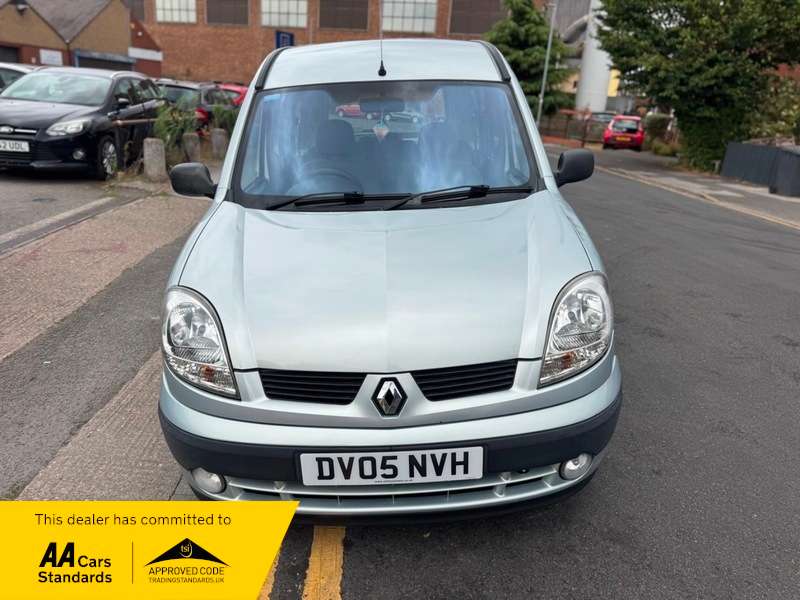 A 2005 RENAULT KANGOO 1.6 16v Expression 5dr A 2005 RENAULT KANGOO 1.6 16v Expression 5dr