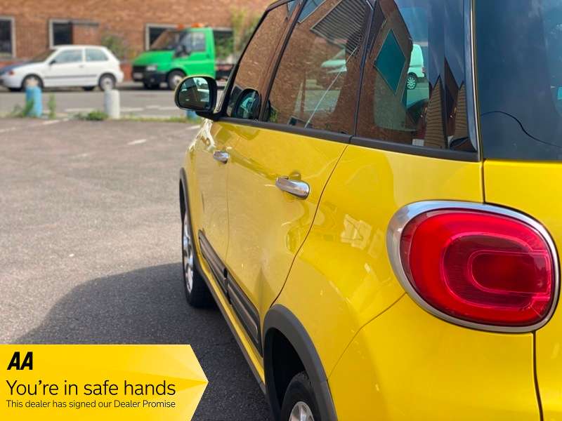 2014 FIAT 500L 2014 FIAT 500L