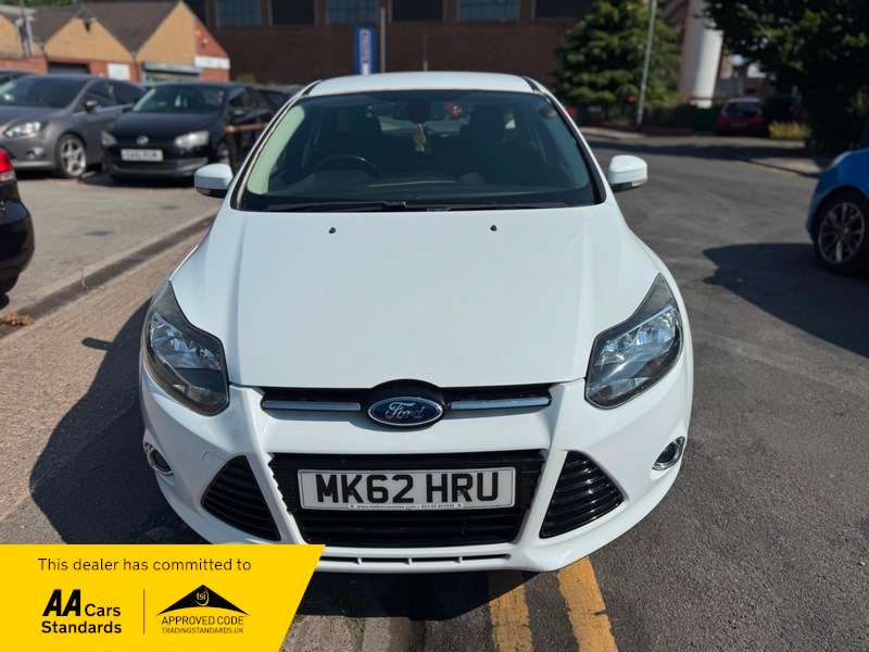 A 2012 FORD FOCUS 1.6 Titanium Powershift Euro 5 5dr A 2012 FORD FOCUS 1.6 Titanium Powershift Euro 5 5dr