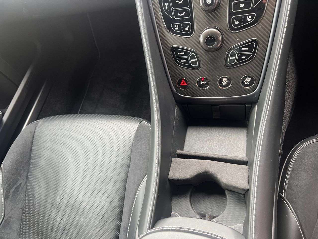 2013 ASTON MARTIN VANQUISH 2013 ASTON MARTIN VANQUISH