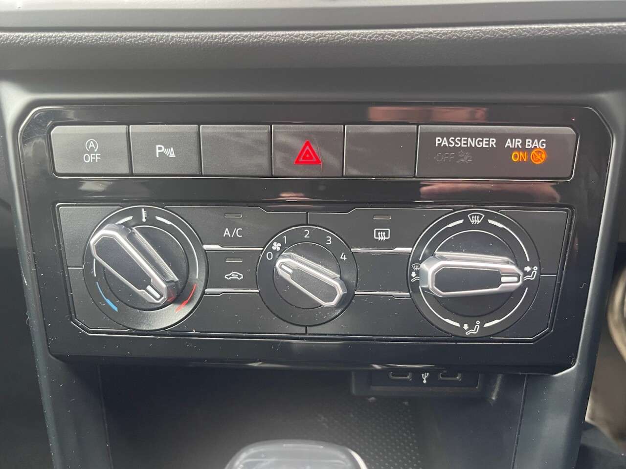 2021 VOLKSWAGEN T-CROSS 2021 VOLKSWAGEN T-CROSS