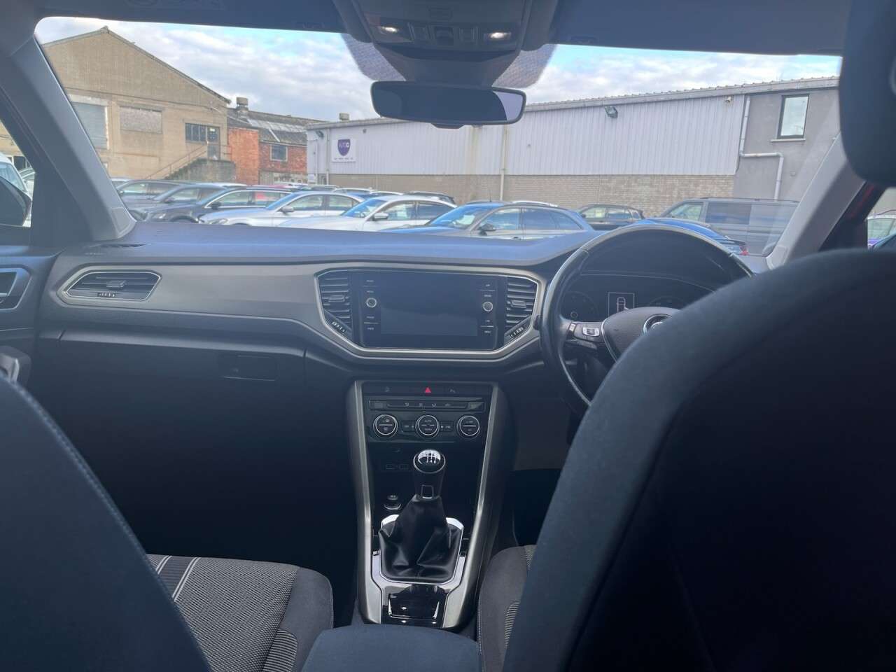 2020 VOLKSWAGEN T-ROC 2020 VOLKSWAGEN T-ROC