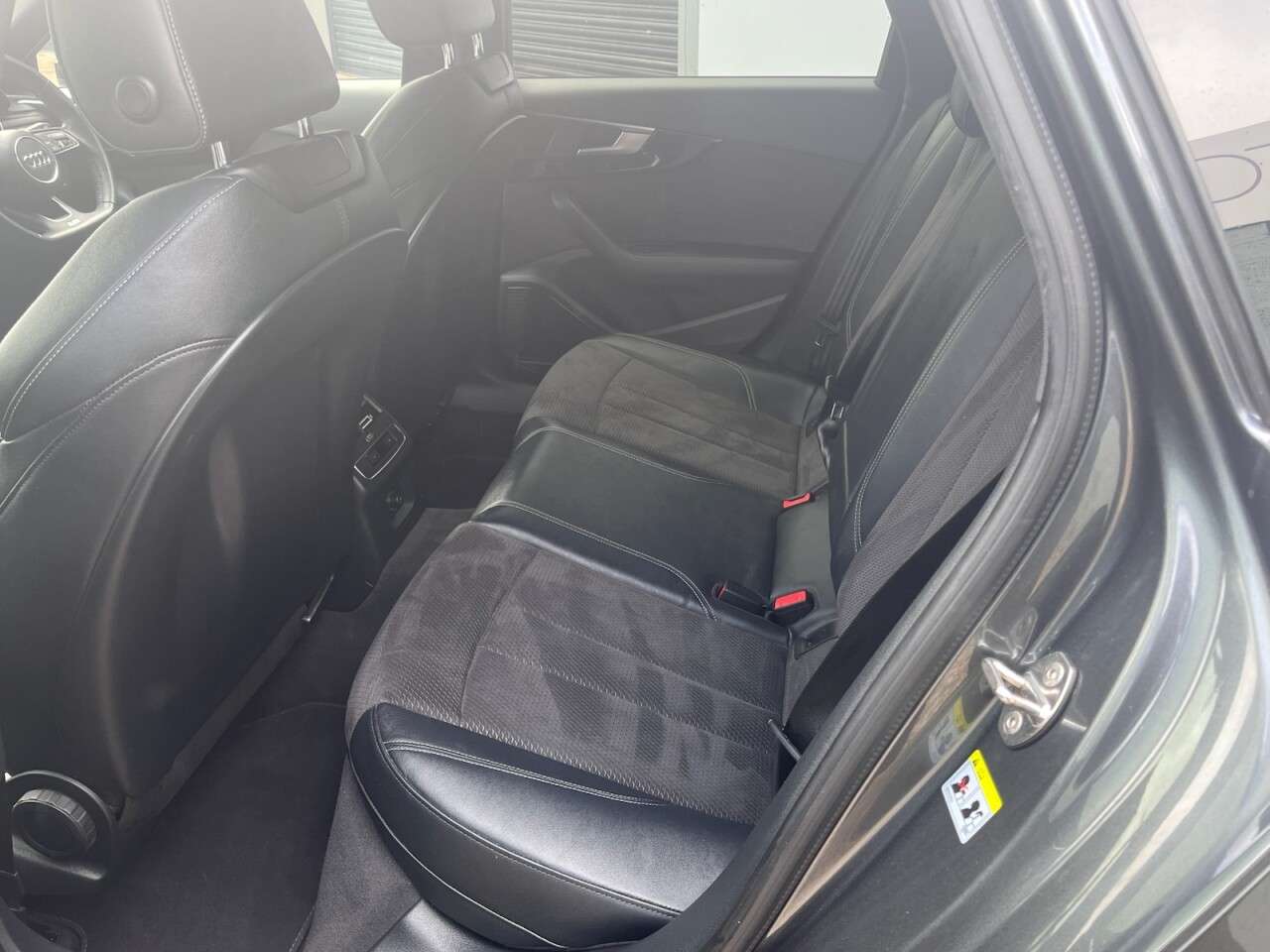 2019 AUDI A4 AVANT 2019 AUDI A4 AVANT