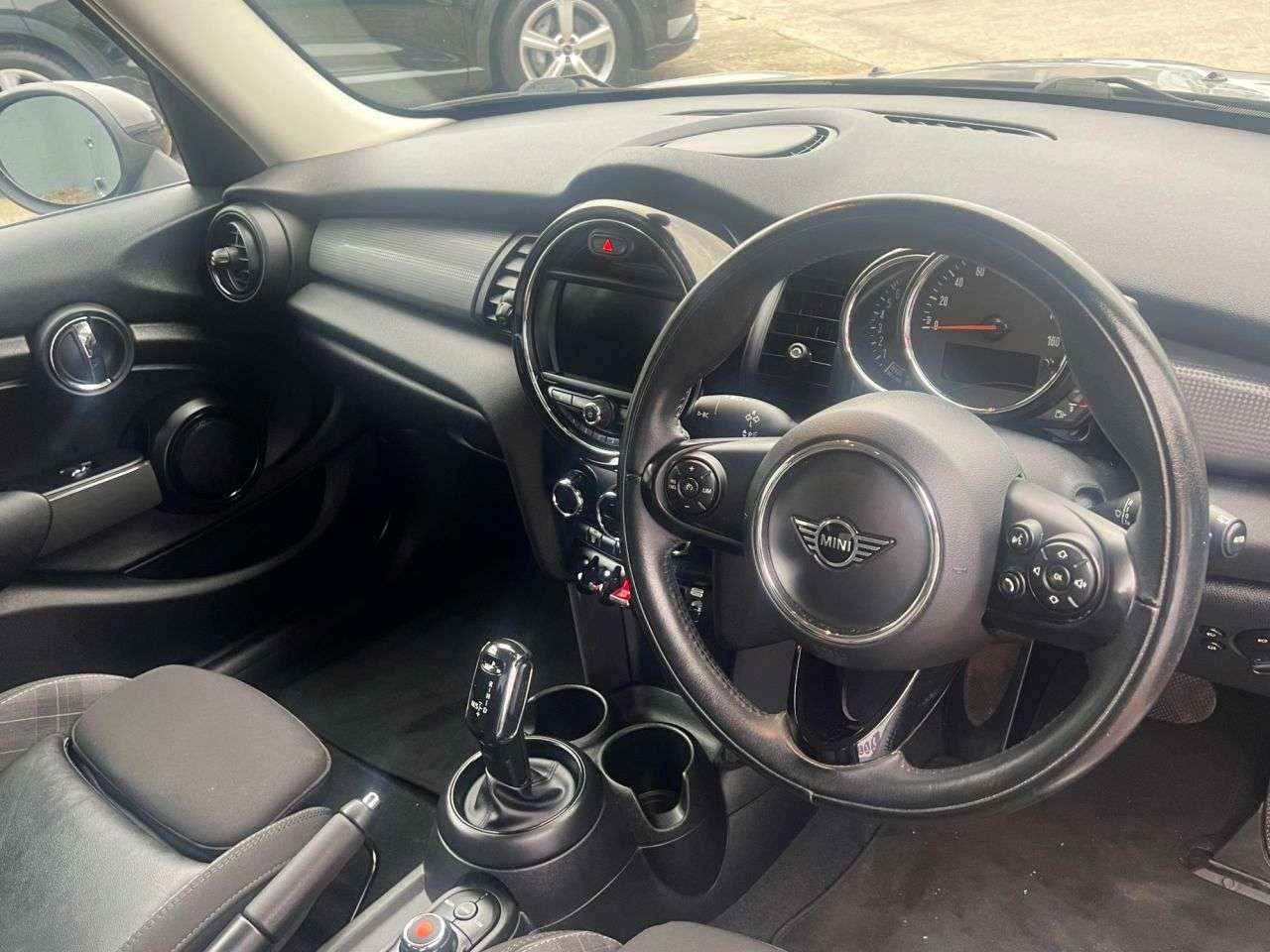 2018 MINI HATCH 2018 MINI HATCH