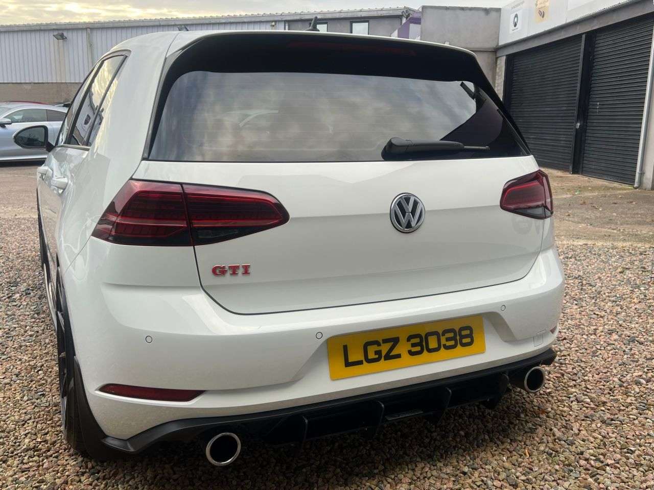 2018 VOLKSWAGEN GOLF 2018 VOLKSWAGEN GOLF