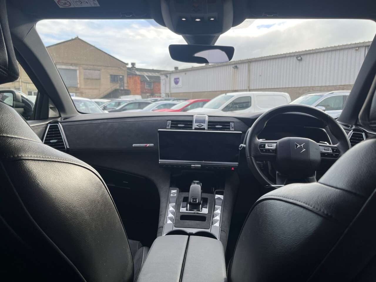 2022 DS AUTOMOBILES DS 7 CROSSBACK 2022 DS AUTOMOBILES DS 7 CROSSBACK