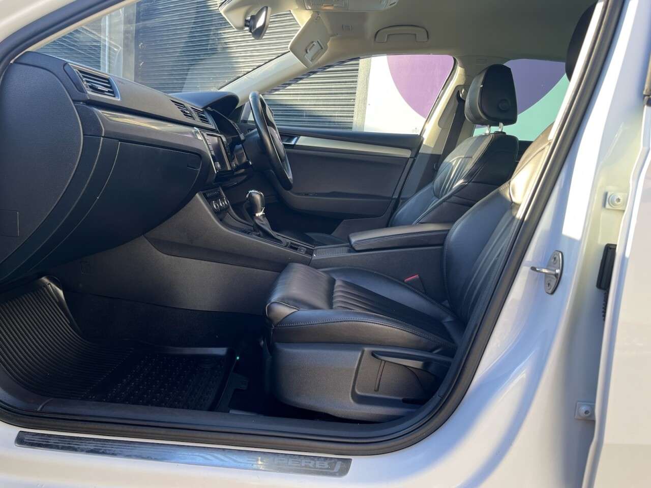 2016 SKODA SUPERB 2016 SKODA SUPERB