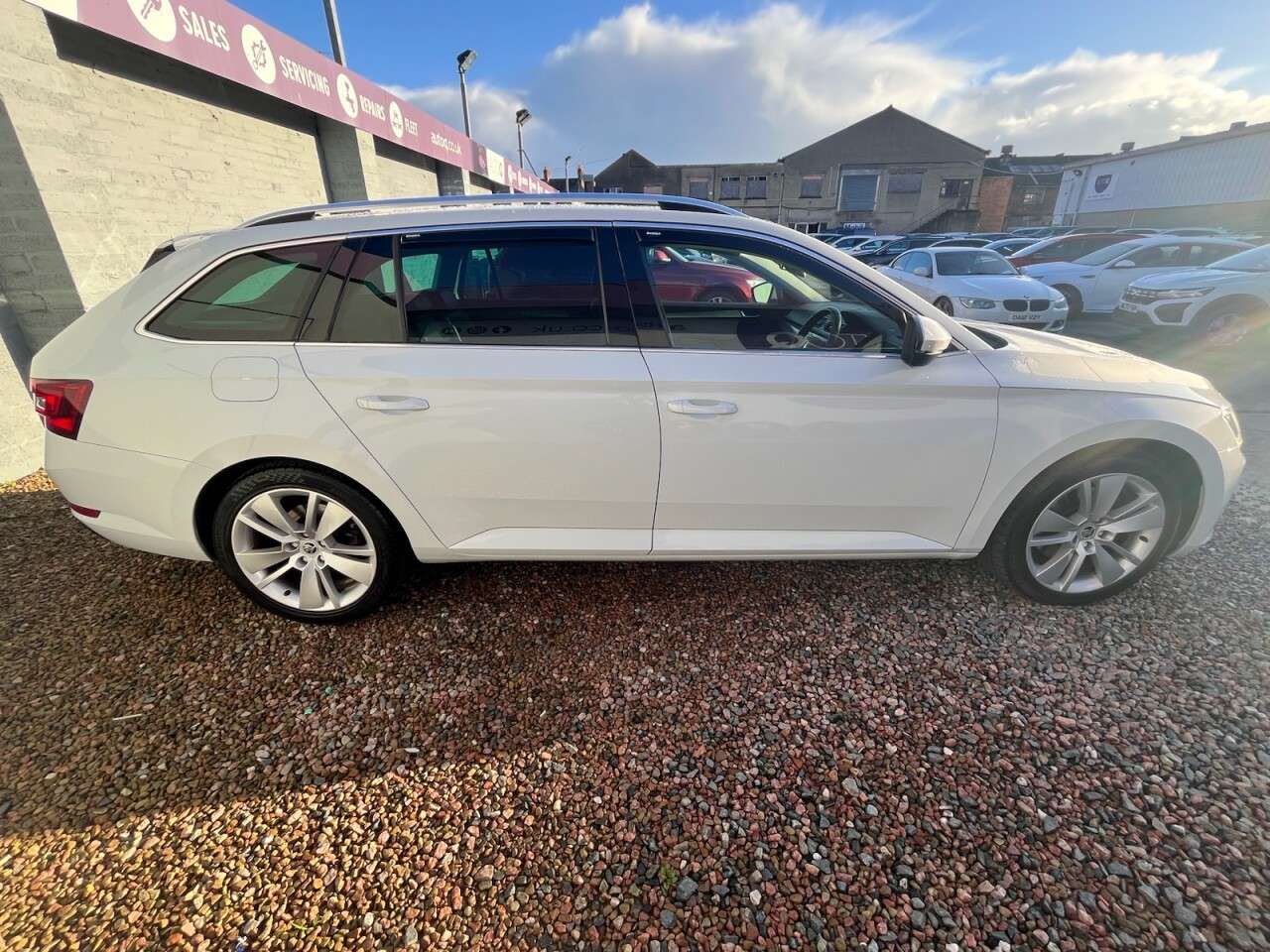 2016 SKODA SUPERB 2016 SKODA SUPERB