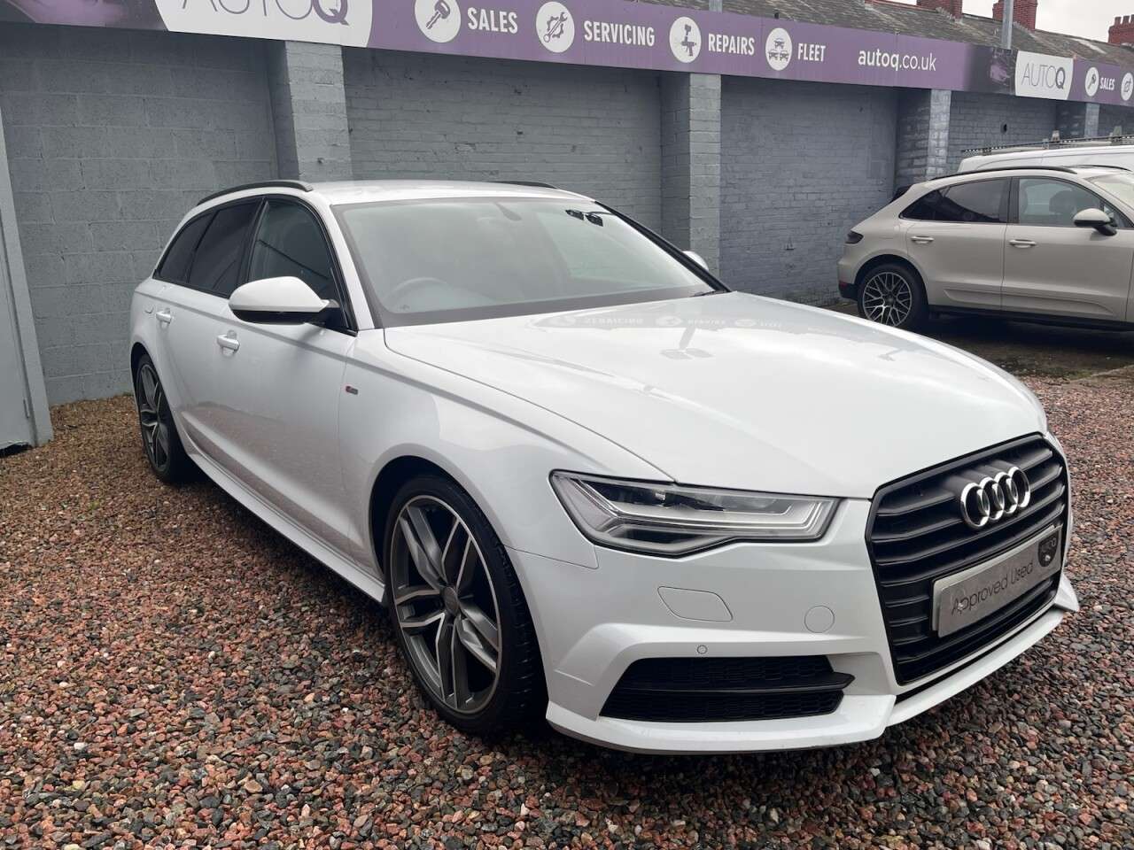 null AUDI A6 AVANT null AUDI A6 AVANT