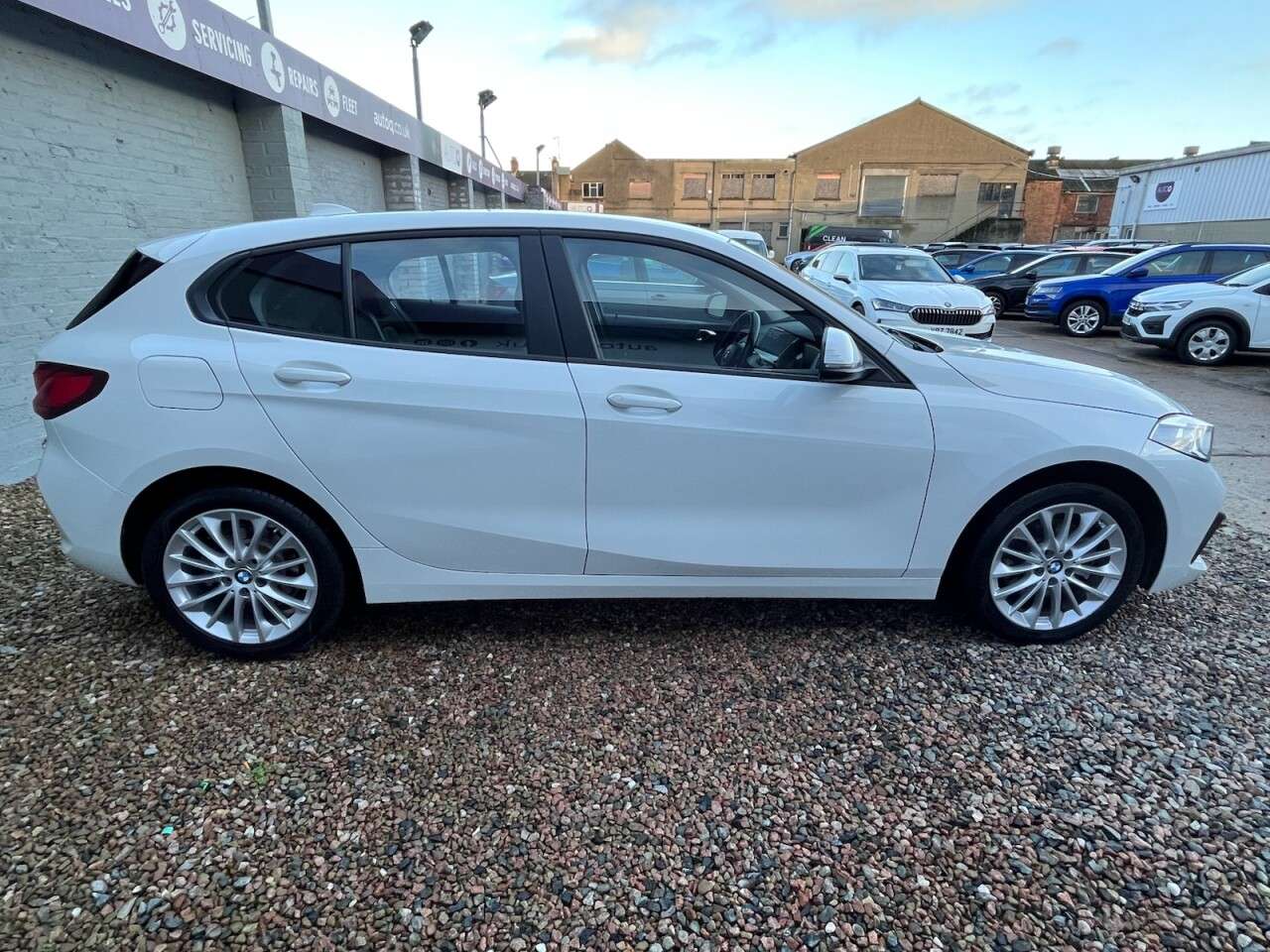 2024 BMW 1 SERIES 2024 BMW 1 SERIES