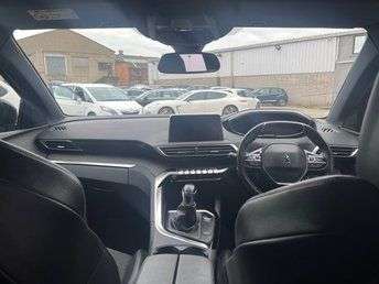 2020 PEUGEOT 3008 2020 PEUGEOT 3008