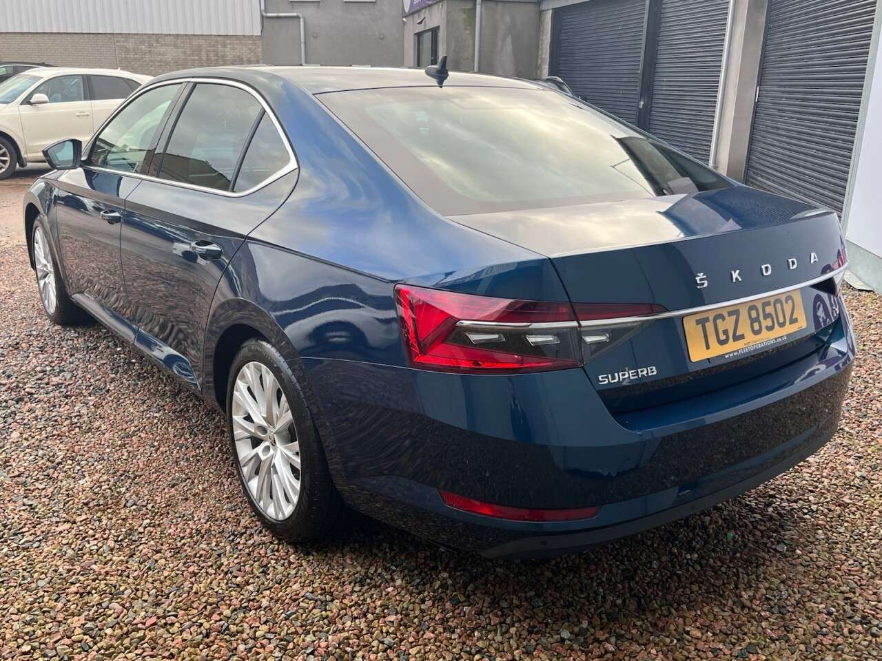 A 2021 SKODA SUPERB 1.4 TSI iV 13kWh SE L Hatchback 5dr Petrol Plug-in Hybrid DSG Euro 6 (s/s) A 2021 SKODA SUPERB 1.4 TSI iV 13kWh SE L Hatchback 5dr Petrol Plug-in Hybrid DSG Euro 6 (s/s)