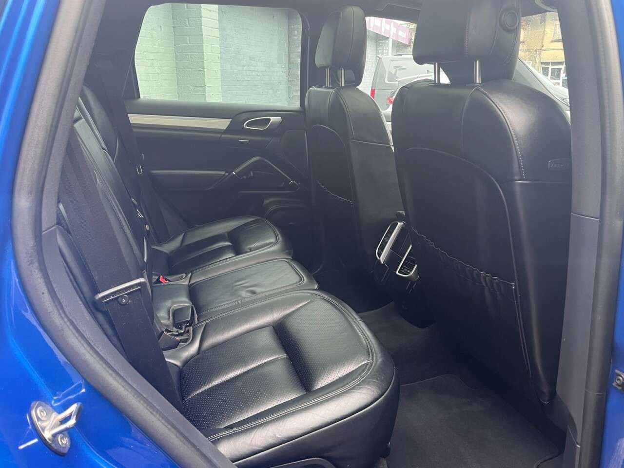 2017 PORSCHE CAYENNE 2017 PORSCHE CAYENNE