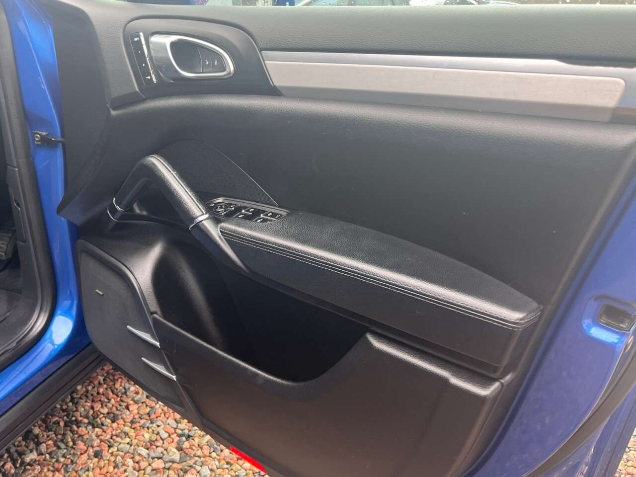 2017 PORSCHE CAYENNE 2017 PORSCHE CAYENNE