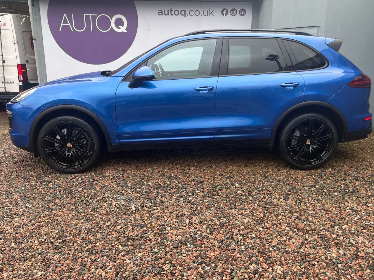 2017 PORSCHE CAYENNE 2017 PORSCHE CAYENNE