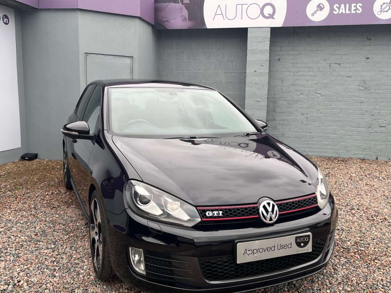 2011 VOLKSWAGEN GOLF 2011 VOLKSWAGEN GOLF