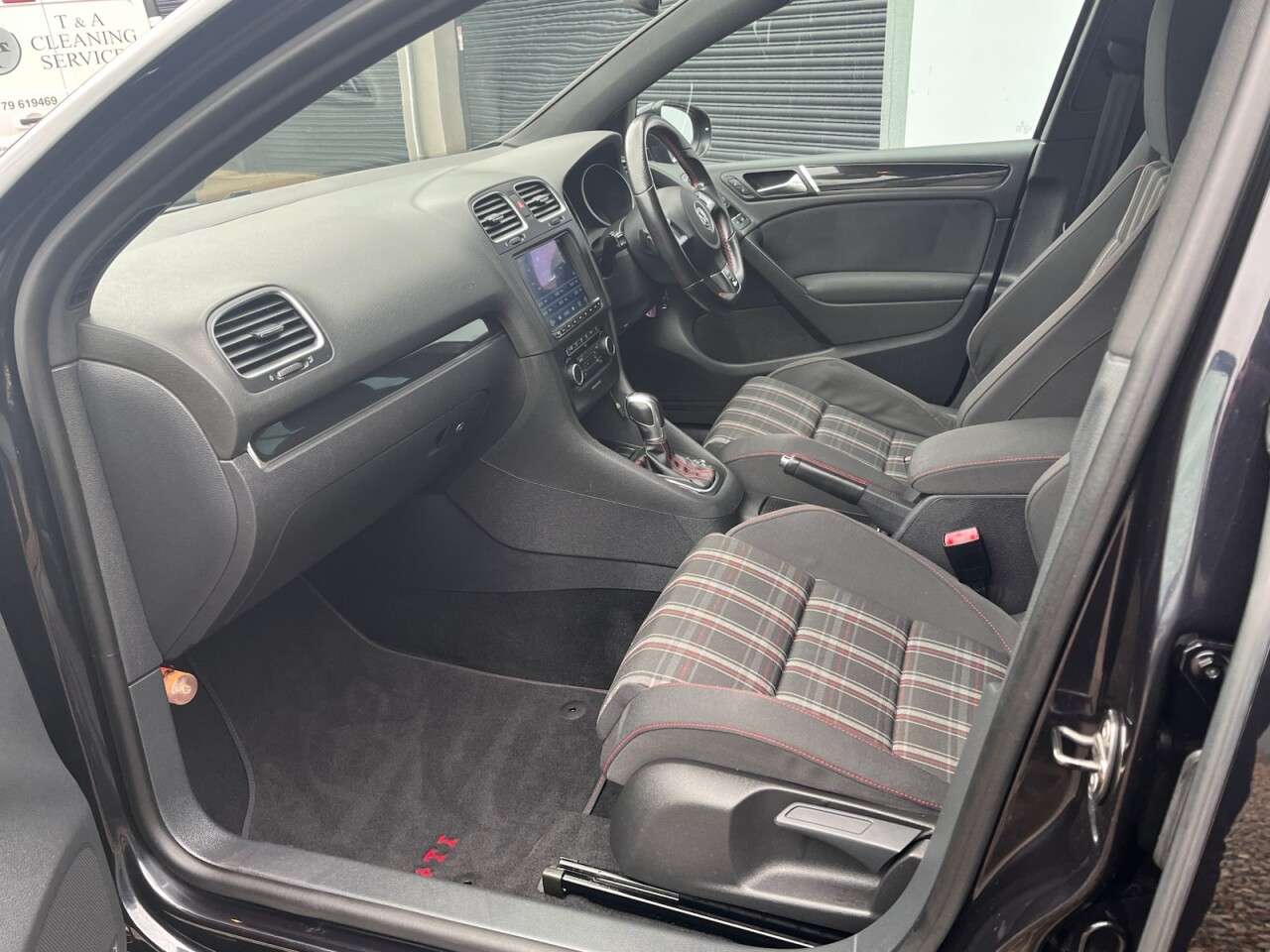 2011 VOLKSWAGEN GOLF 2011 VOLKSWAGEN GOLF