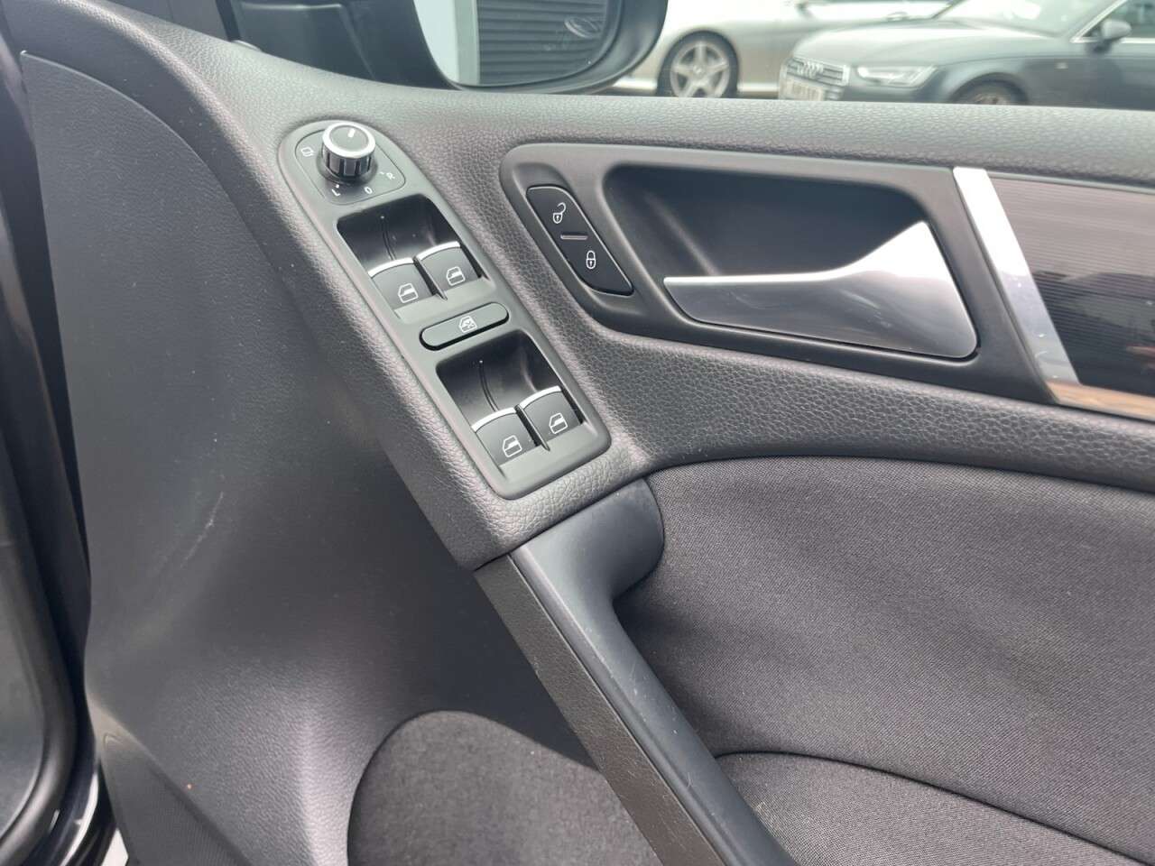 2011 VOLKSWAGEN GOLF 2011 VOLKSWAGEN GOLF