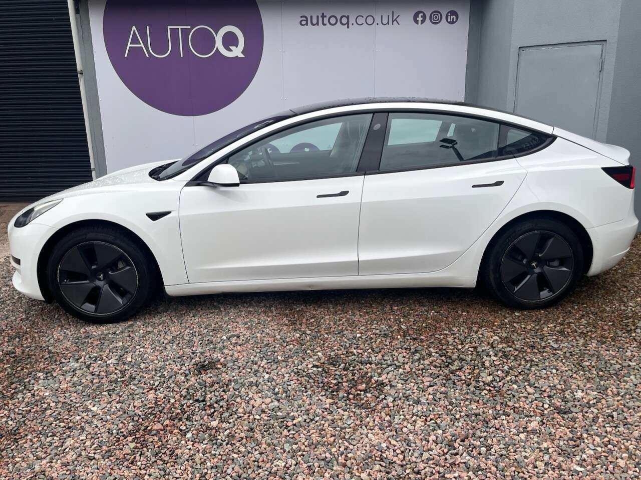 2021 TESLA MODEL 3 2021 TESLA MODEL 3