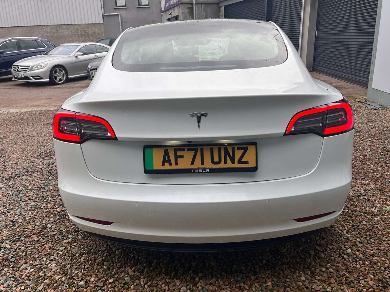 2021 TESLA MODEL 3 2021 TESLA MODEL 3