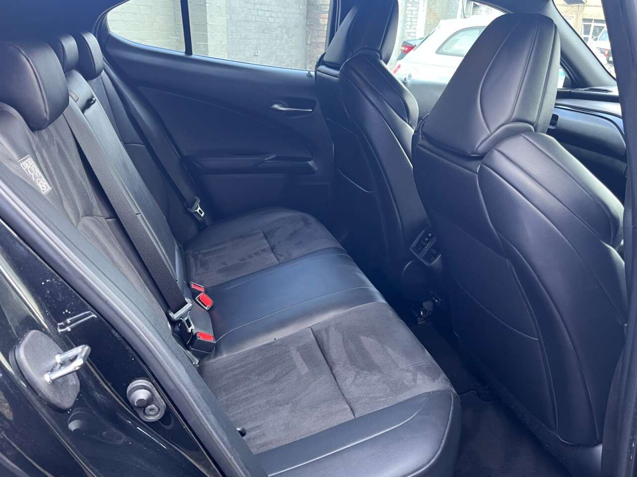 2021 LEXUS UX 2021 LEXUS UX