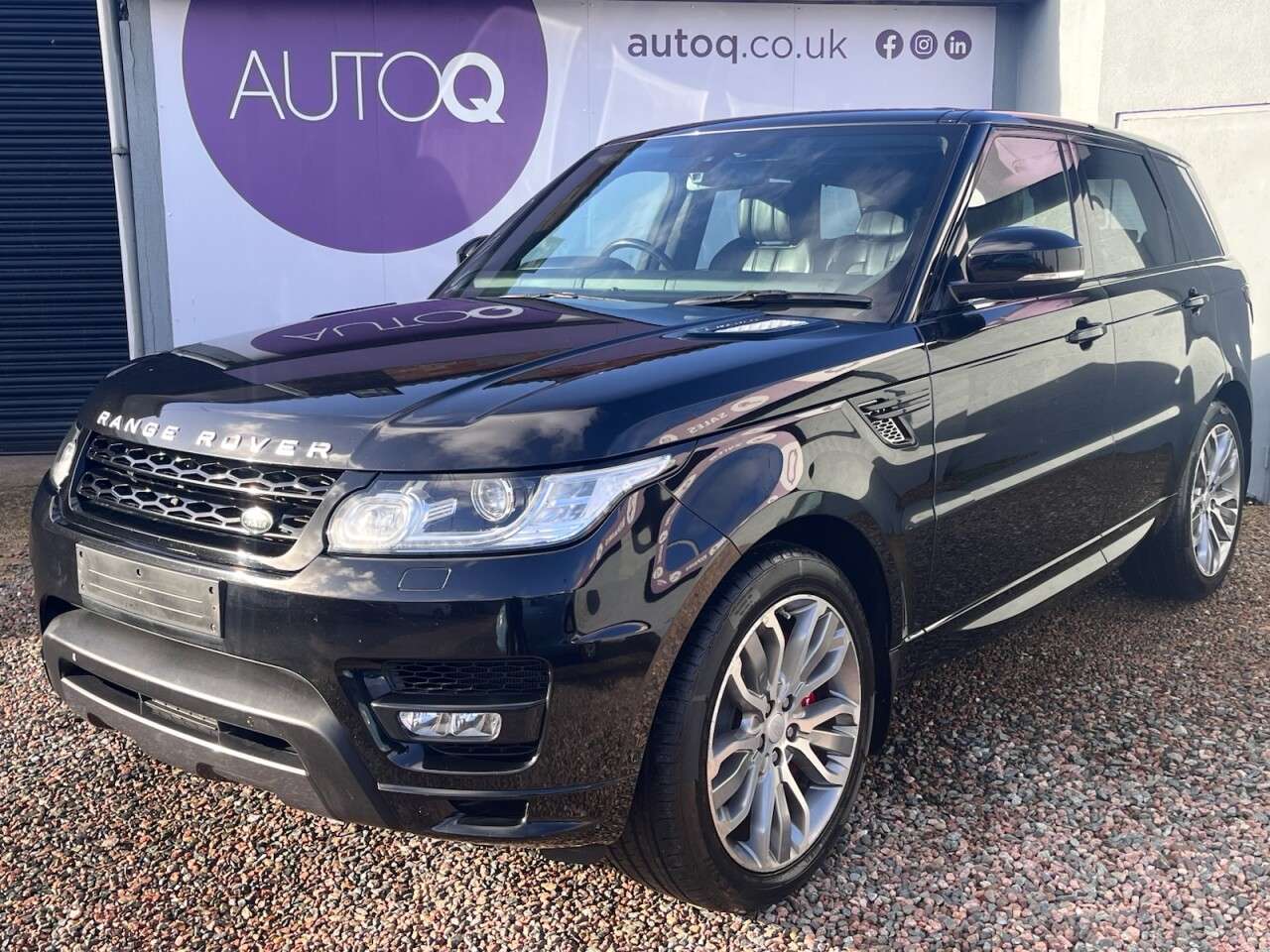 A 2016 LAND ROVER RANGE ROVER SPORT 5.0 V8 Autobiography Dynamic SUV 5dr Petrol Auto 4WD Euro 6 (s/s) (510 ps) A 2016 LAND ROVER RANGE ROVER SPORT 5.0 V8 Autobiography Dynamic SUV 5dr Petrol Auto 4WD Euro 6 (s/s) (510 ps)