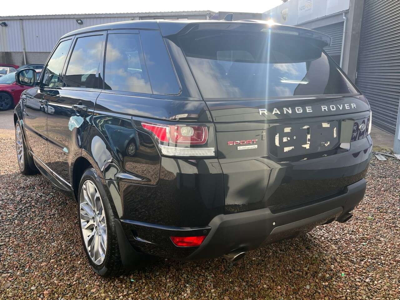 A 2016 LAND ROVER RANGE ROVER SPORT 5.0 V8 Autobiography Dynamic SUV 5dr Petrol Auto 4WD Euro 6 (s/s) (510 ps) A 2016 LAND ROVER RANGE ROVER SPORT 5.0 V8 Autobiography Dynamic SUV 5dr Petrol Auto 4WD Euro 6 (s/s) (510 ps)