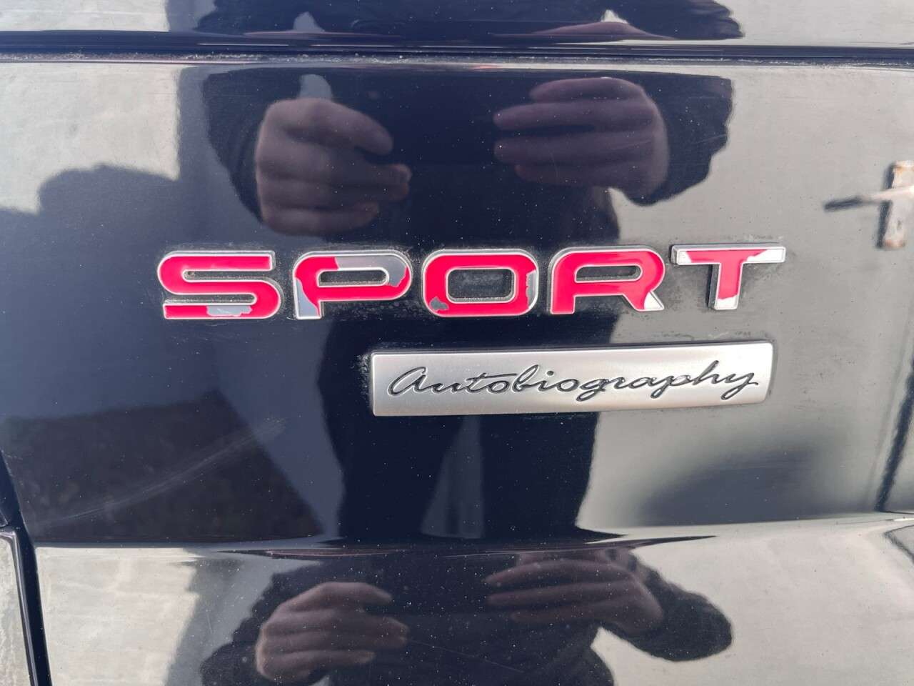 A 2016 LAND ROVER RANGE ROVER SPORT 5.0 V8 Autobiography Dynamic SUV 5dr Petrol Auto 4WD Euro 6 (s/s) (510 ps) A 2016 LAND ROVER RANGE ROVER SPORT 5.0 V8 Autobiography Dynamic SUV 5dr Petrol Auto 4WD Euro 6 (s/s) (510 ps)