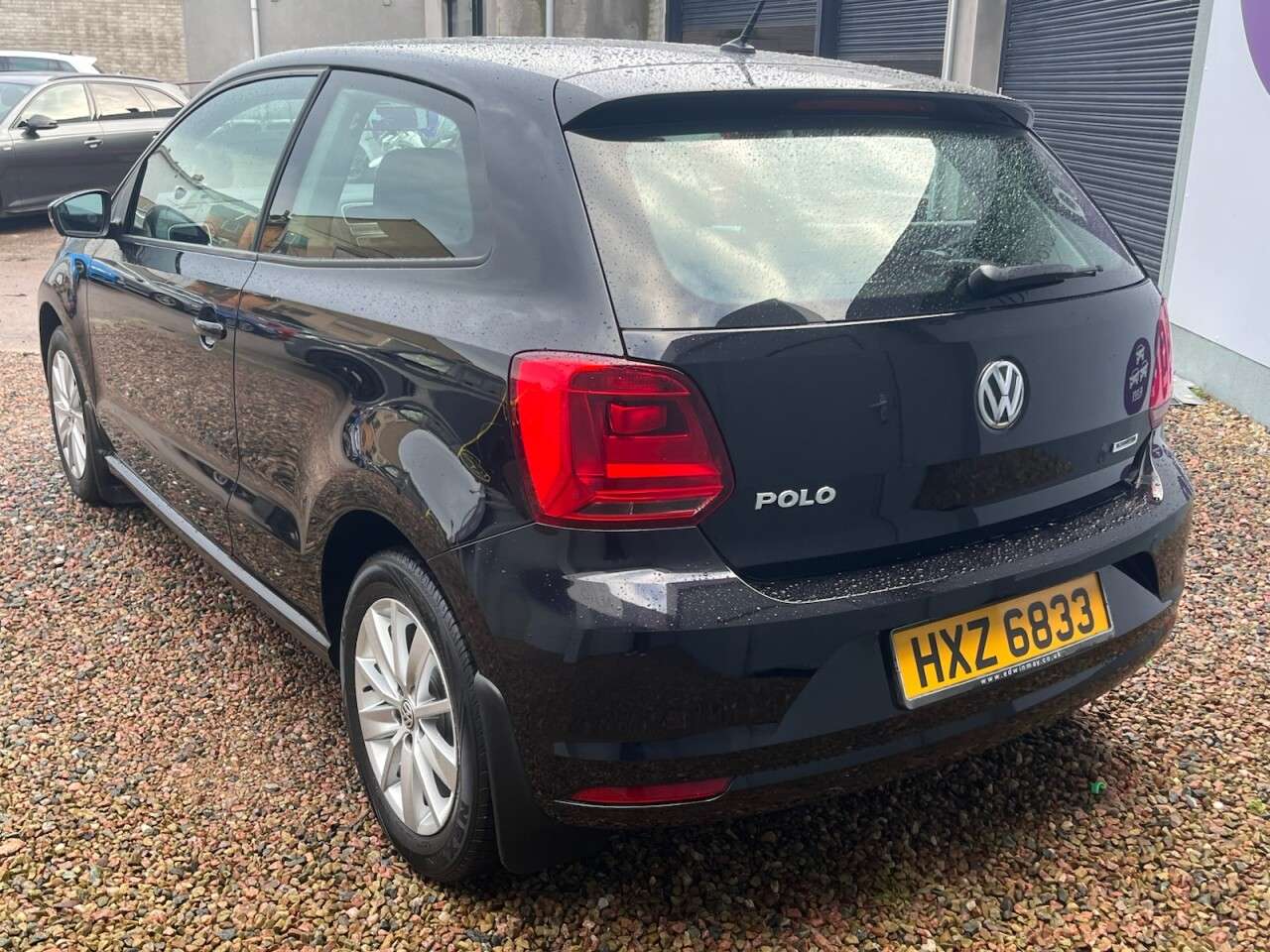 A 2015 VOLKSWAGEN POLO 1.0 BlueMotion Tech SE Hatchback 3dr Petrol Manual Euro 6 (s/s) (60 ps) A 2015 VOLKSWAGEN POLO 1.0 BlueMotion Tech SE Hatchback 3dr Petrol Manual Euro 6 (s/s) (60 ps)