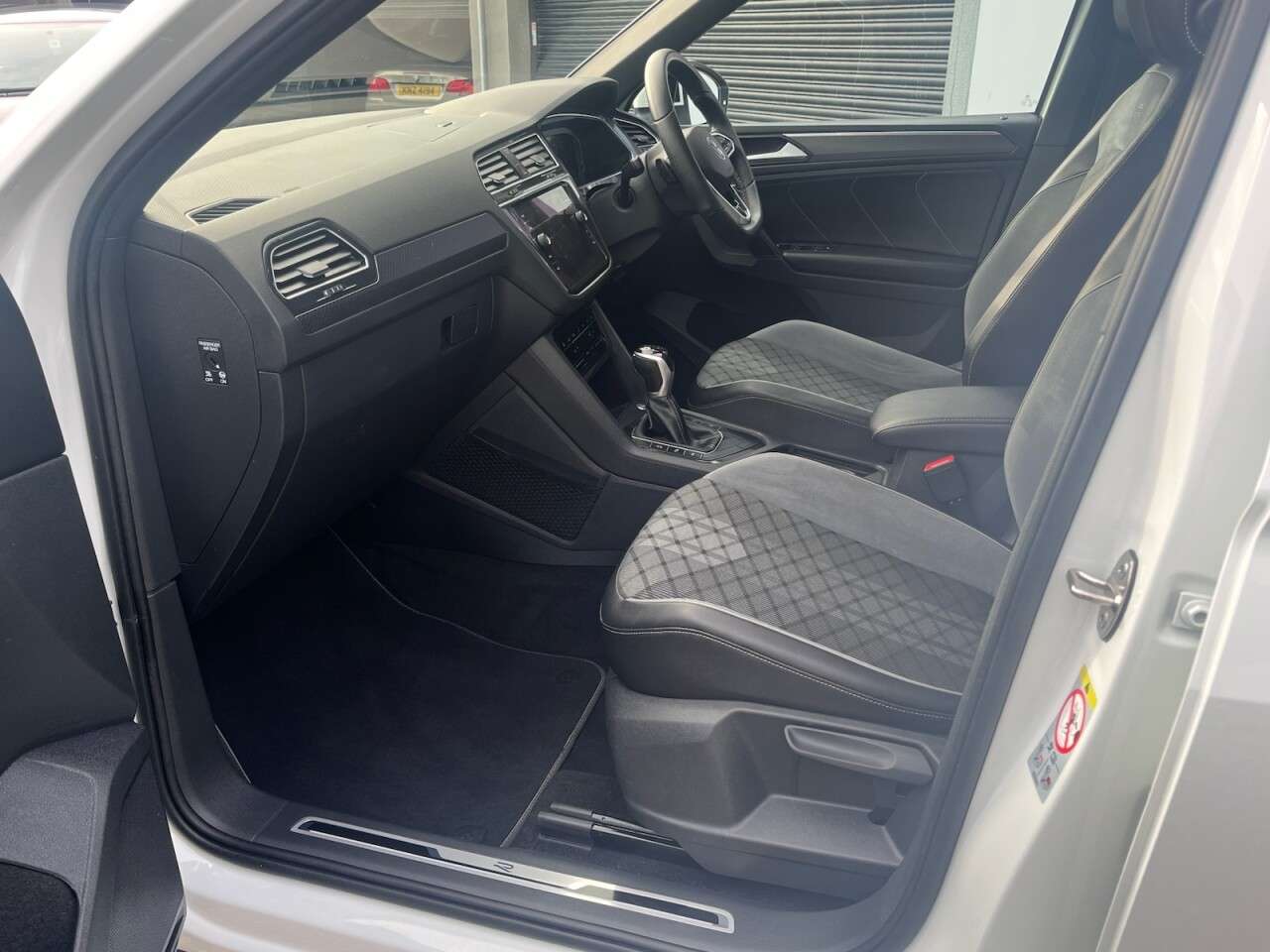 2021 VOLKSWAGEN TIGUAN 2021 VOLKSWAGEN TIGUAN