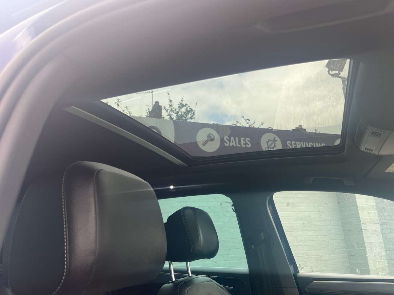 2018 VOLKSWAGEN TIGUAN 2018 VOLKSWAGEN TIGUAN