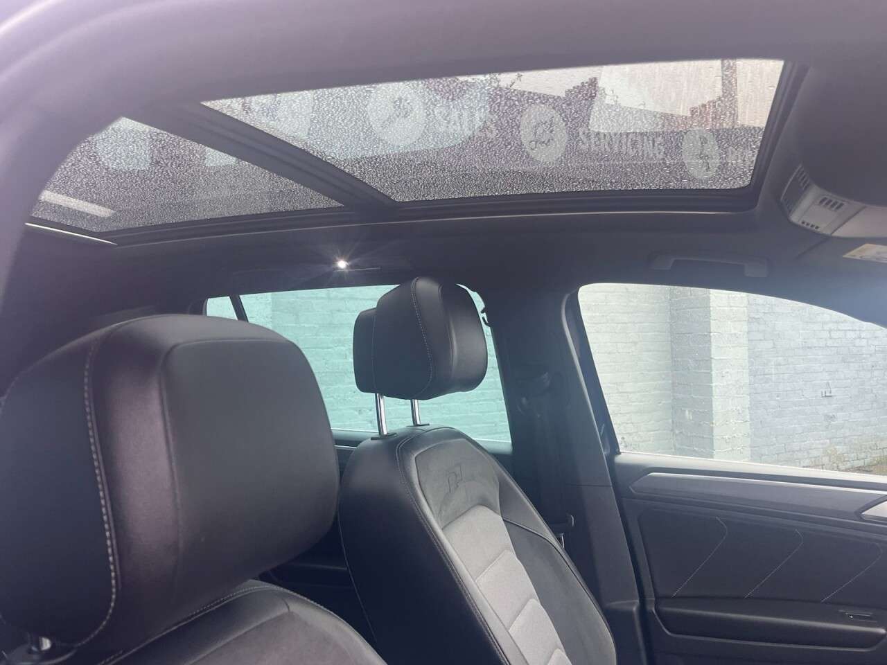 2018 VOLKSWAGEN TIGUAN 2018 VOLKSWAGEN TIGUAN