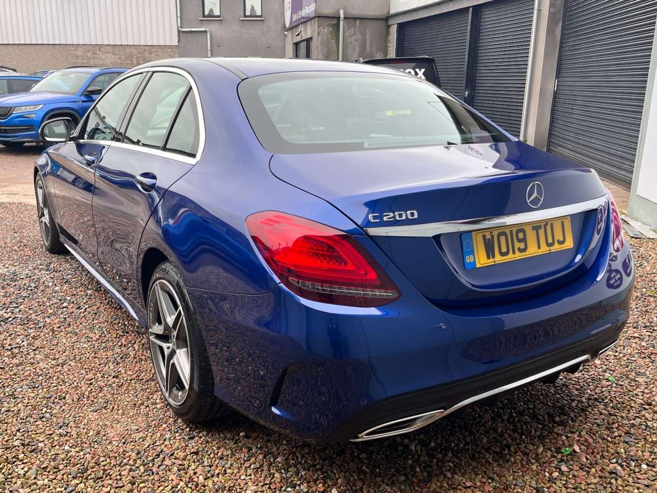 A 2019 MERCEDES-BENZ C-CLASS 1.5 C200 MHEV EQ Boost AMG Line (Premium) Saloon 4dr Petrol G-Tronic+ Euro A 2019 MERCEDES-BENZ C-CLASS 1.5 C200 MHEV EQ Boost AMG Line (Premium) Saloon 4dr Petrol G-Tronic+ Euro