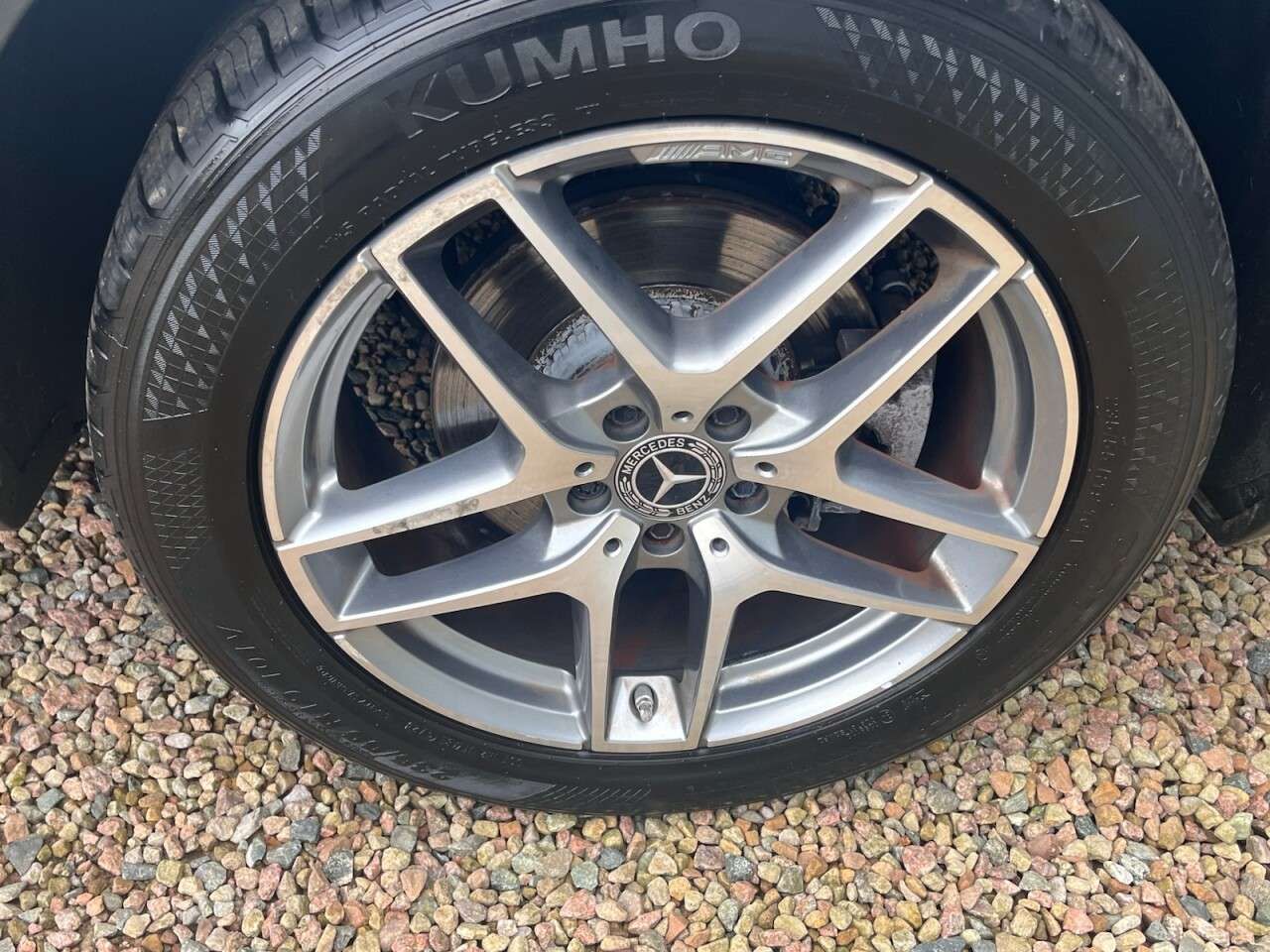 A 2018 MERCEDES-BENZ GLC 2.1 GLC220d AMG Line SUV 5dr Diesel G-Tronic 4MATIC Euro 6 (s/s) (170 ps) A 2018 MERCEDES-BENZ GLC 2.1 GLC220d AMG Line SUV 5dr Diesel G-Tronic 4MATIC Euro 6 (s/s) (170 ps)