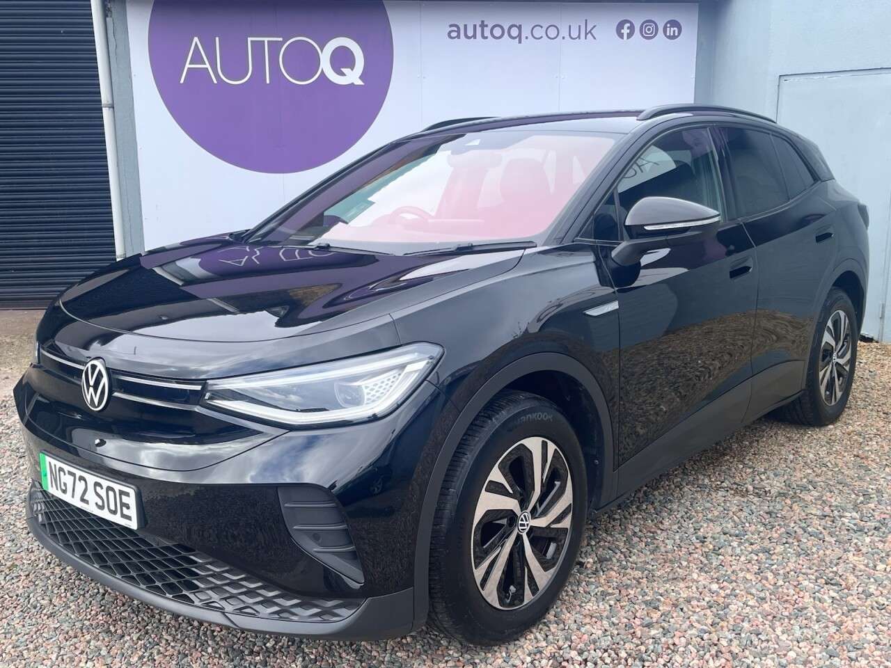 A 2023 VOLKSWAGEN ID.4 Pure 52kWh Life SUV 5dr Electric Auto (148 ps) A 2023 VOLKSWAGEN ID.4 Pure 52kWh Life SUV 5dr Electric Auto (148 ps)