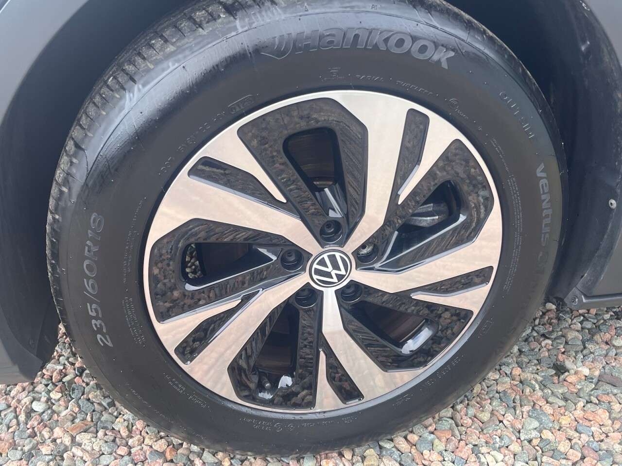 A 2023 VOLKSWAGEN ID.4 Pure 52kWh Life SUV 5dr Electric Auto (148 ps) A 2023 VOLKSWAGEN ID.4 Pure 52kWh Life SUV 5dr Electric Auto (148 ps)