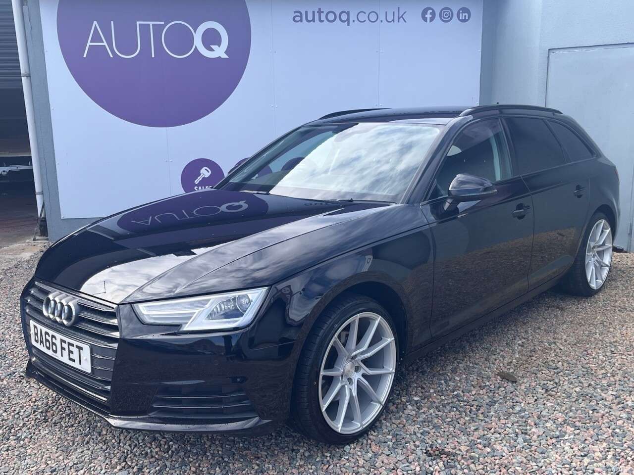 A 2017 AUDI A4 AVANT 1.4 TFSI Sport Estate 5dr Petrol Manual Euro 6 (s/s) (150 ps) A 2017 AUDI A4 AVANT 1.4 TFSI Sport Estate 5dr Petrol Manual Euro 6 (s/s) (150 ps)