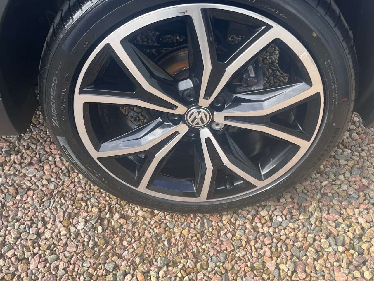 A 2019 VOLKSWAGEN T-CROSS 1.0 TSI SEL SUV 5dr Petrol Manual Euro 6 (s/s) (115 ps) A 2019 VOLKSWAGEN T-CROSS 1.0 TSI SEL SUV 5dr Petrol Manual Euro 6 (s/s) (115 ps)