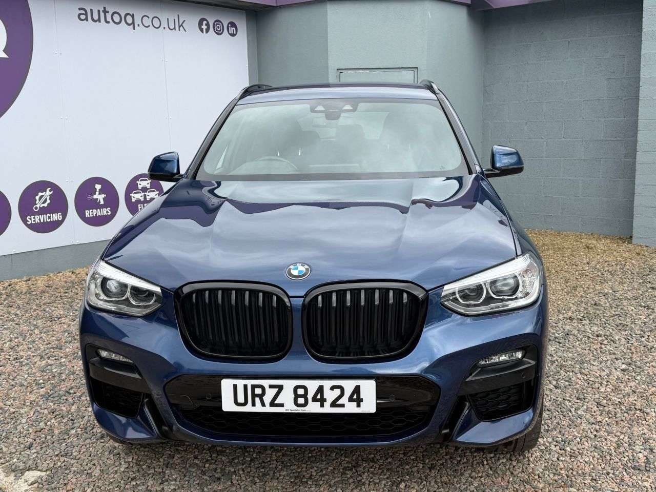 A 2020 BMW X3 2.0 20i GPF M Sport SUV 5dr Petrol Auto xDrive Euro 6 (s/s) (184 ps) A 2020 BMW X3 2.0 20i GPF M Sport SUV 5dr Petrol Auto xDrive Euro 6 (s/s) (184 ps)