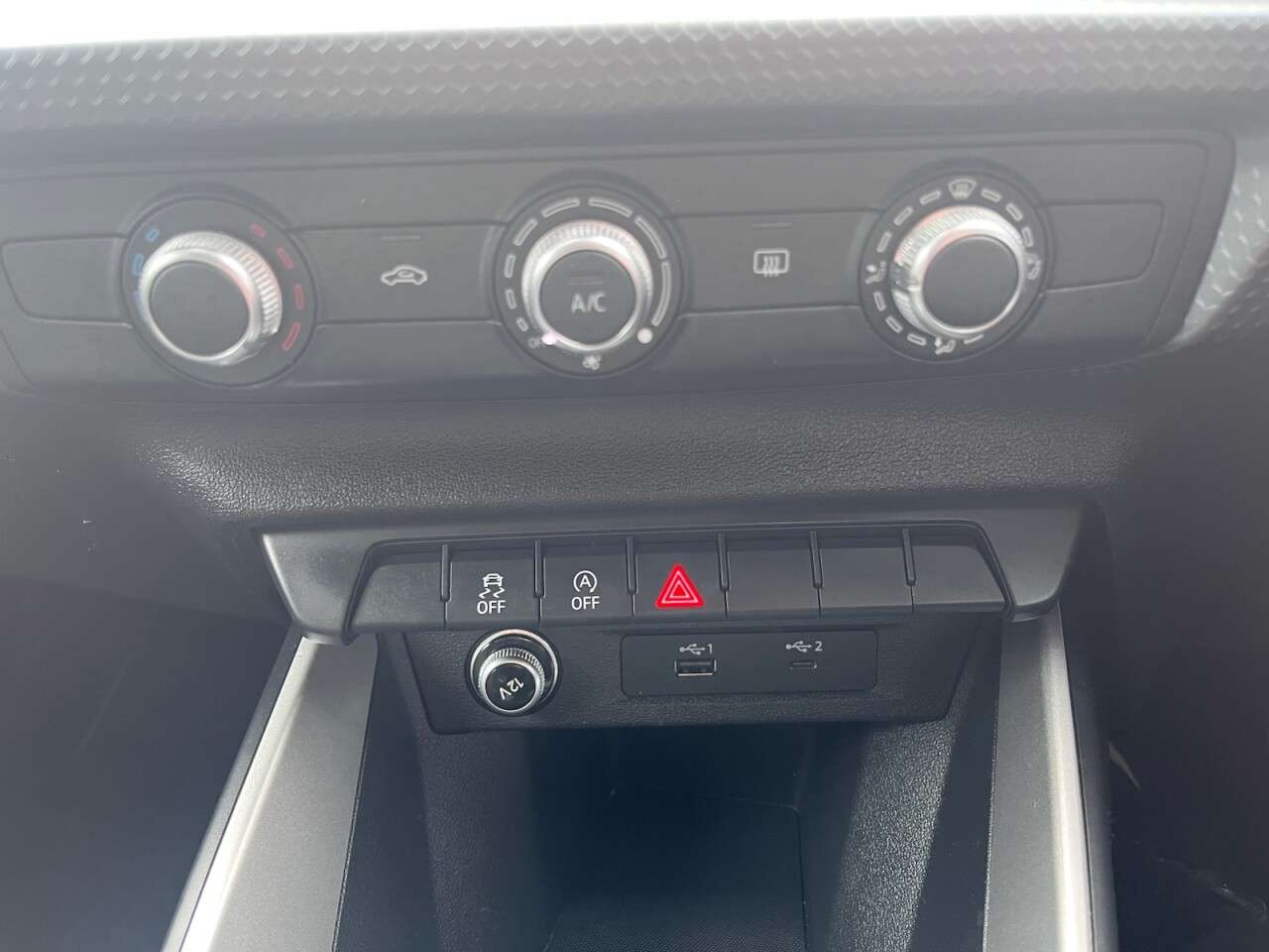 2020 AUDI A1 2020 AUDI A1