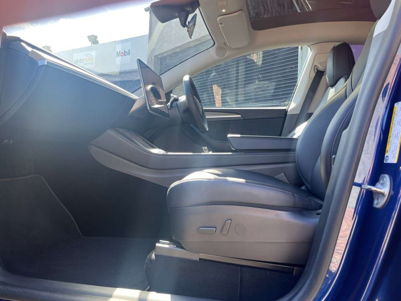 2023 TESLA MODEL Y 2023 TESLA MODEL Y