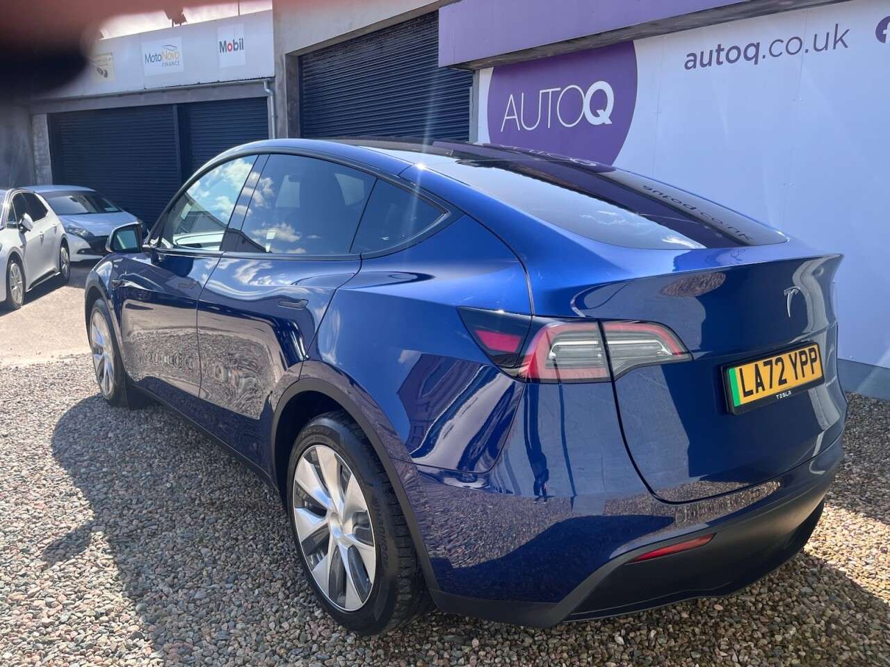 2023 TESLA MODEL Y 2023 TESLA MODEL Y