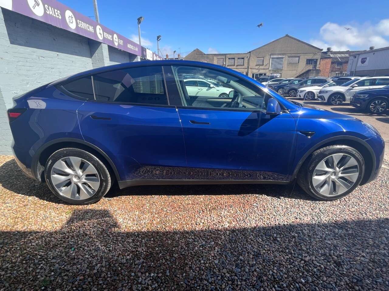 2023 TESLA MODEL Y 2023 TESLA MODEL Y