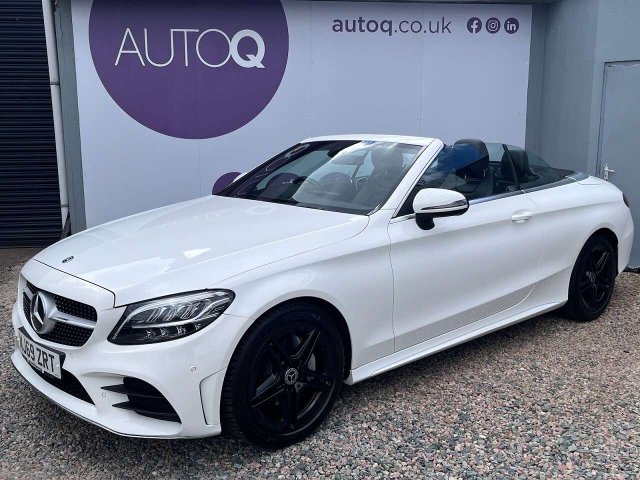 A 2019 MERCEDES-BENZ C-CLASS 1.5 C200 MHEV AMG Line Cabriolet 2dr Petrol G-Tronic+ Euro 6 (s/s) (198 ps) A 2019 MERCEDES-BENZ C-CLASS 1.5 C200 MHEV AMG Line Cabriolet 2dr Petrol G-Tronic+ Euro 6 (s/s) (198 ps)