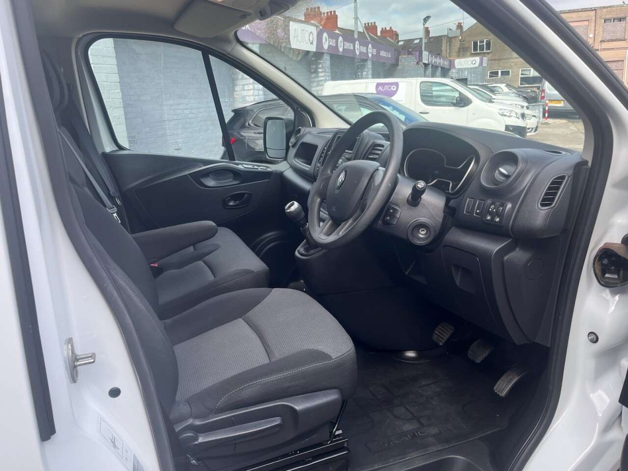 2021 RENAULT TRAFIC 2021 RENAULT TRAFIC