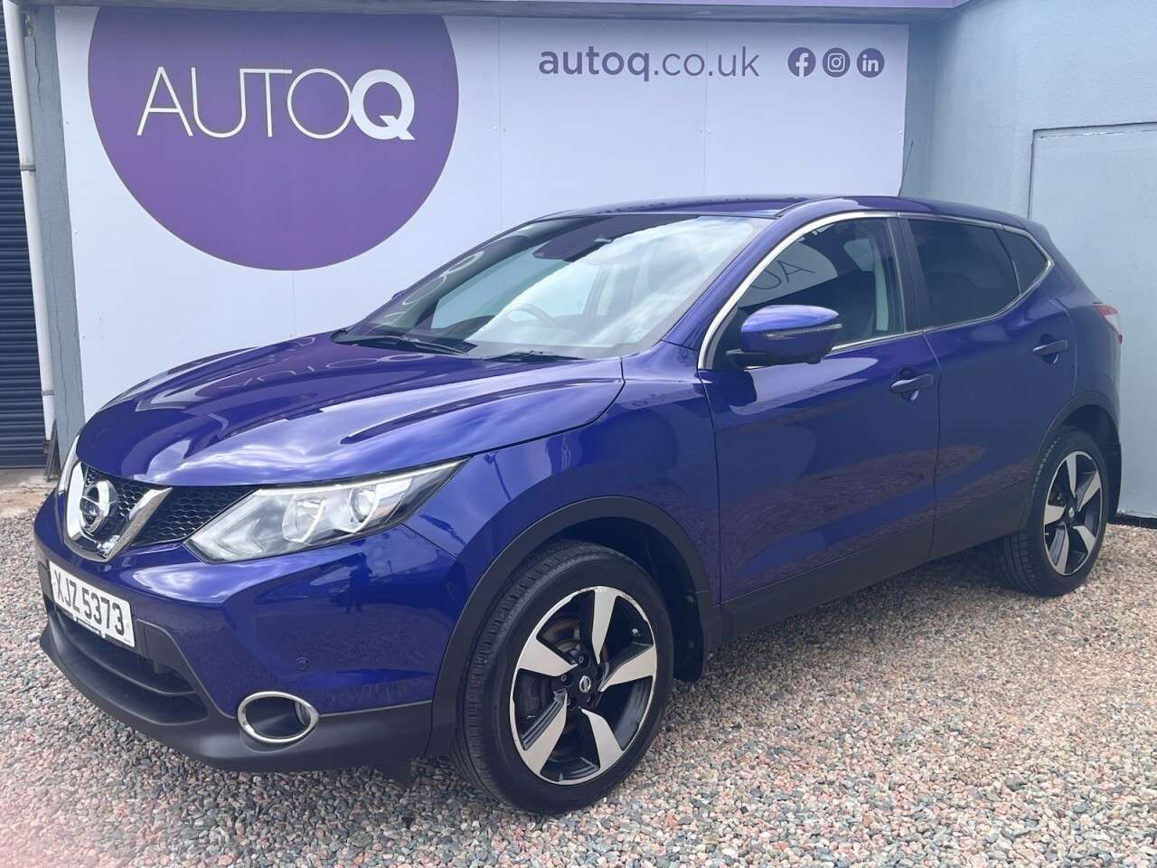 A 2015 NISSAN QASHQAI 1.6 dCi n-tec SUV 5dr Diesel XTRON 2WD Euro 5 (s/s) (130 ps) A 2015 NISSAN QASHQAI 1.6 dCi n-tec SUV 5dr Diesel XTRON 2WD Euro 5 (s/s) (130 ps)